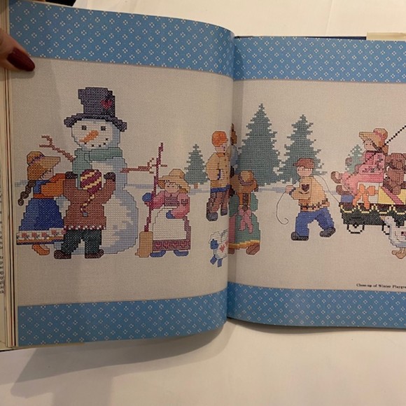 ALL THROUGH THE HOUSE Christmas in Cross Stitch Great Patterns Sewing Crafts - Picture 9 of 13